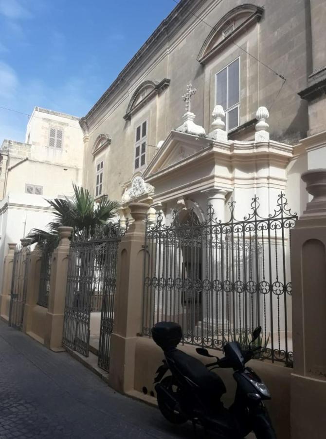 85 Palma Living Apartment Виктория Екстериор снимка